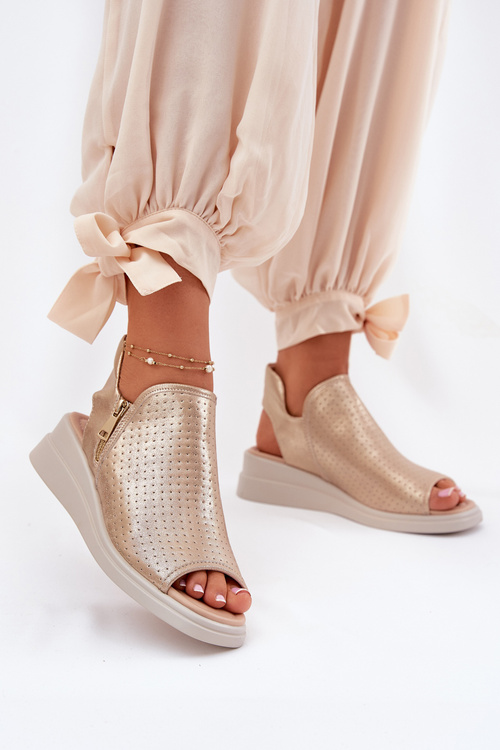 Жіночі Сандалі На Танкетці Золоті Mevinette