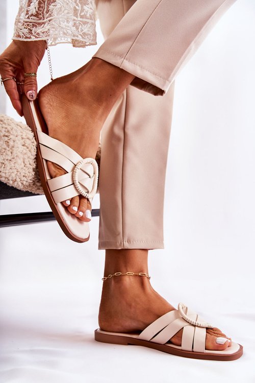 Жіночі модні тапочки бежеві Sansa