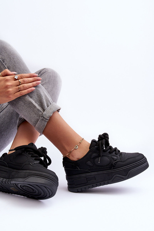 Жіночі кросівки на платформі чорні Finos