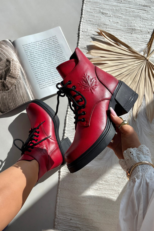 Жіночі шкіряні чоботи на каблуці з ізоляцією Vinceza 39950 Червоний