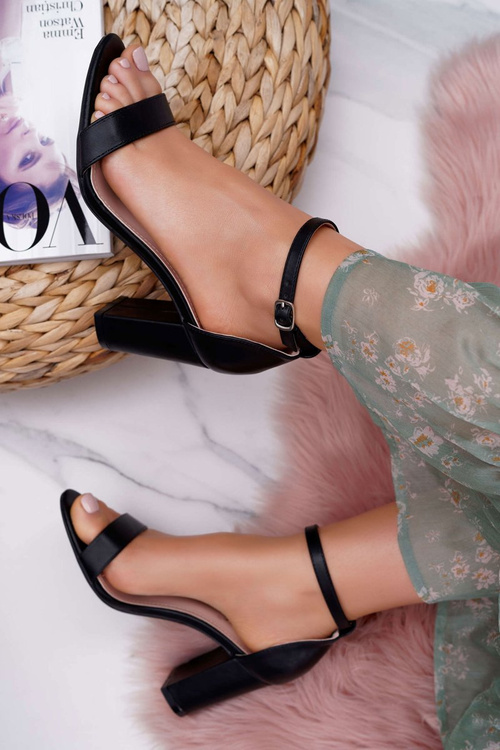 Жіночі босоніжки на шпильці Classic Black Fiji