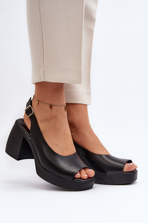 Zazoo 40376 Чорні шкіряні босоніжки на масивному каблуці