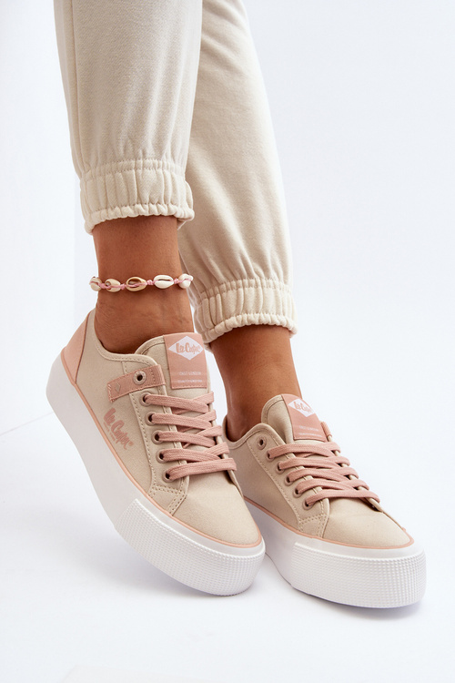 Тканинні жіночі кросівки Lee Cooper LCW-24-31-2196 бежевий