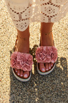 Жіночі босоніжки на платформі, прикрашені квітами, рожеві Nodina