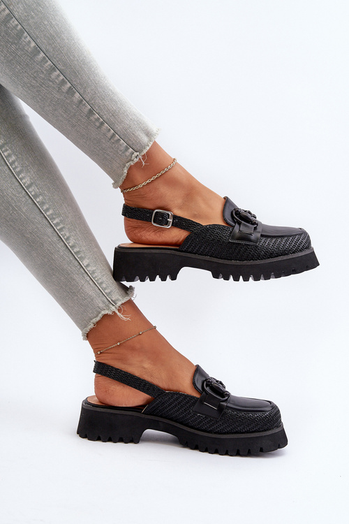 Жіночі босоніжки на плоскій підошві з декором чорні D&A MR38-656