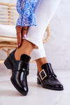 Туфлі лаковані з пряжкою Black Taliya