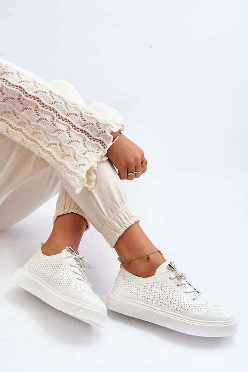 Білі жіночі кросівки Unassemia з вирізом