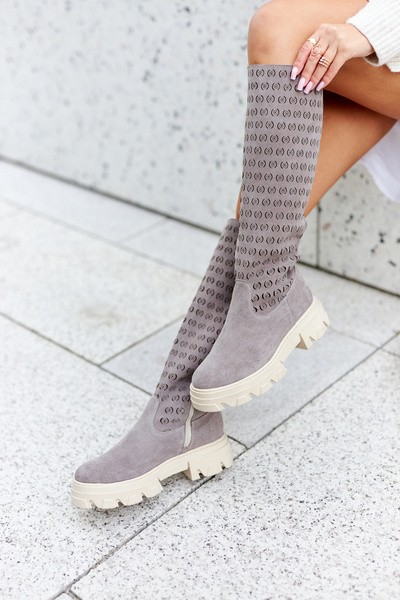 Ажурні замшеві високі чоботи світло-коричневого кольору Eldime