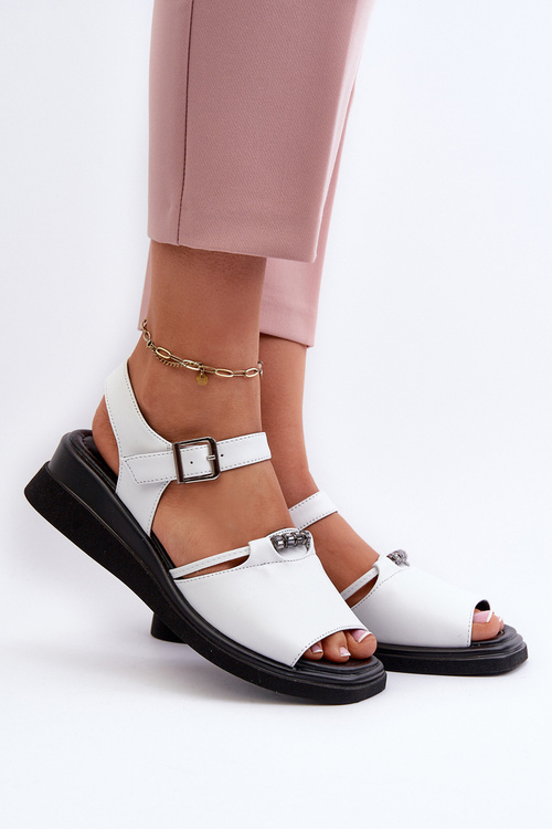 Жіночі шкіряні босоніжки на платформі білі Katte