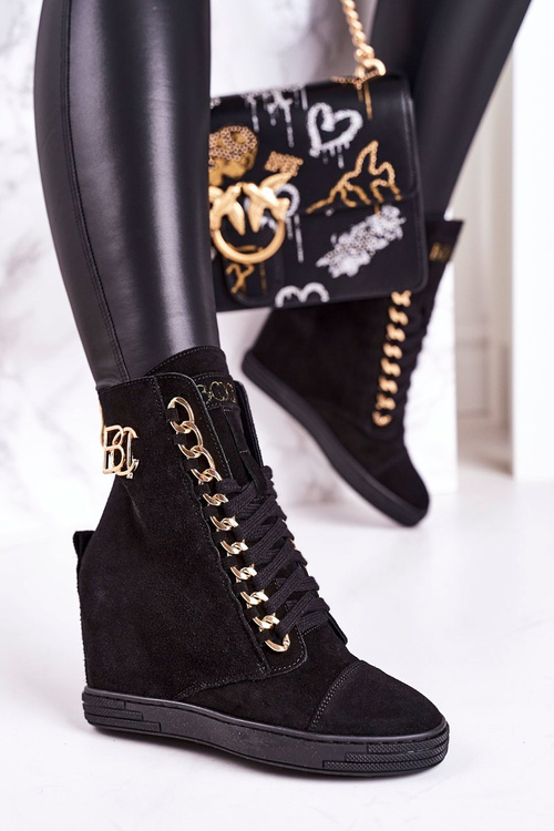 Жіночі замшеві кросівки на танкетці BOOCI 2222/066/z Golden Chain Black