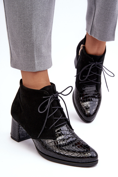 Чоботи жіночі на низькому каблуці Чорні Ebba