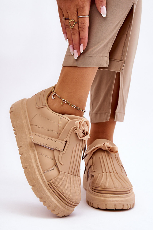 Жіноче модне спортивне взуття бежеві Genesis