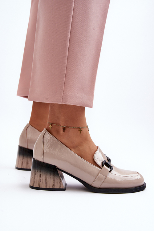 Бежеві лаковані туфлі на високих підборах Nireva