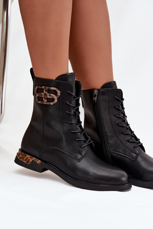 Шкіряні жіночі ботильйони на плоскій підошві з оздобленням утеплені Artiker 57C1064 Чорний