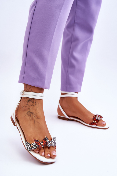 Жіночі босоніжки з декоративними метеликами White Jeane