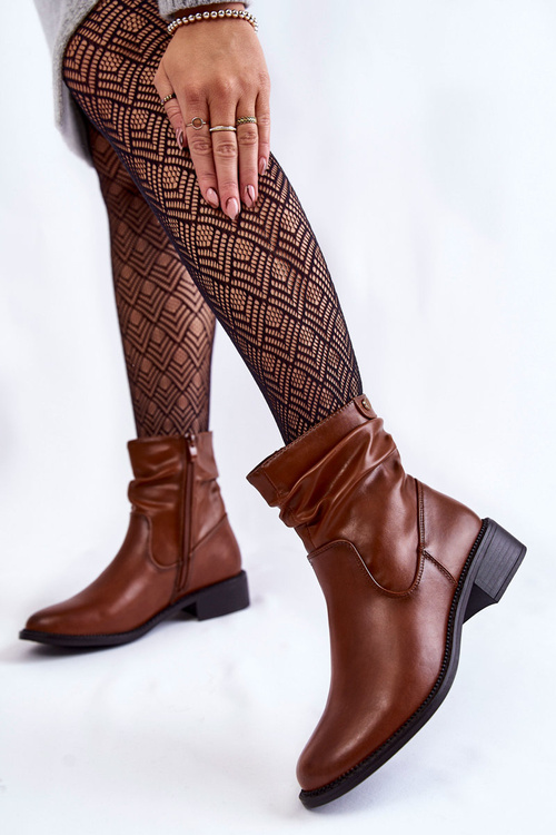 Жіночі гофровані чоботи на плоскій підошві коричневого кольору Sersa