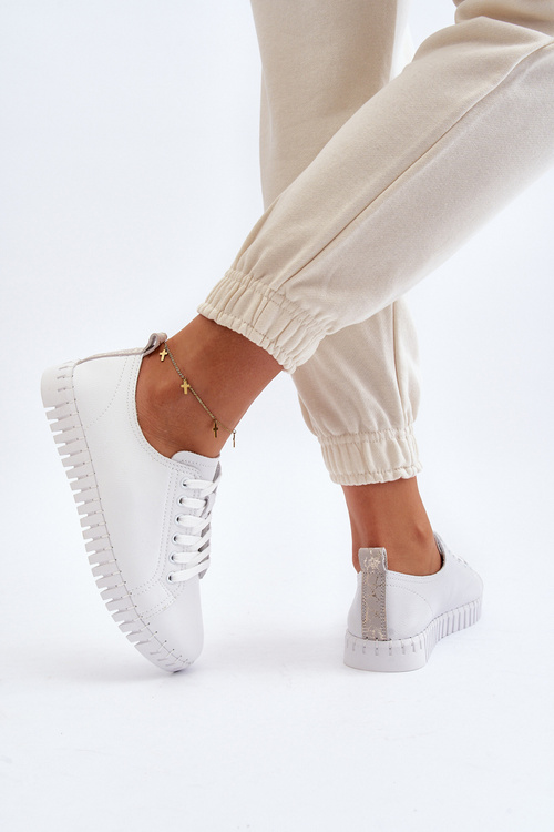 Білі жіночі шкіряні кросівки Xenobia