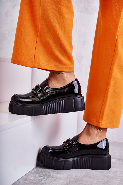 Модні шкіряні туфлі на платформі Black Marsol