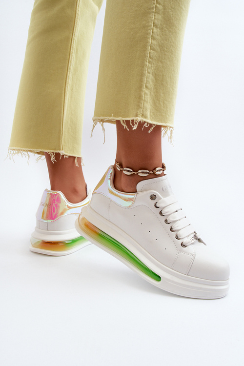 Жіночі шкіряні кросівки GOE NN2N4029 білі