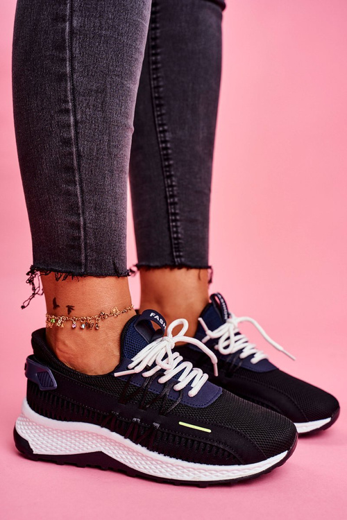 Жіноче спортивне взуття Кросівки Чорні Pamela