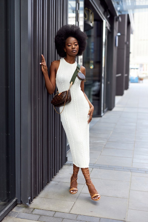 Босоніжки на високому каблуці зі шнурівкою Camel Catwalk