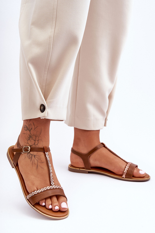 Жіночі босоніжки зі стразами коричневого кольору