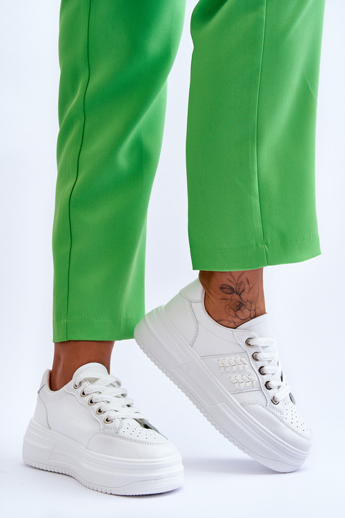 Модні жіночі кросівки на платформі білі Claribel