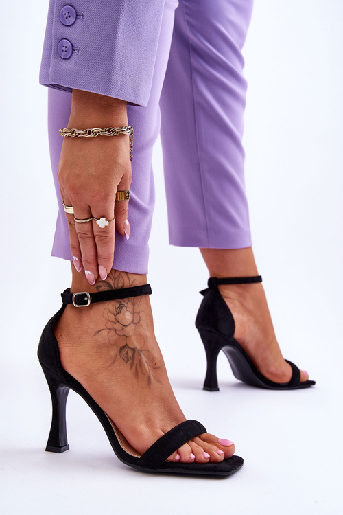 Жіночі замшеві босоніжки на підборах чорні Rousses