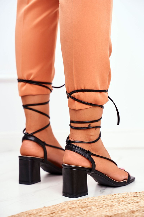 Жіночі багатоярусні босоніжки на шпильці Black Morning