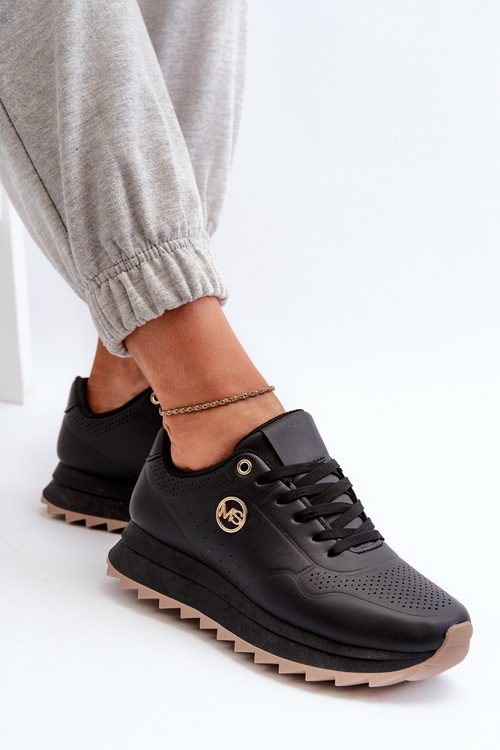 Чорні жіночі шкіряні кросівки на платформі Pernalia