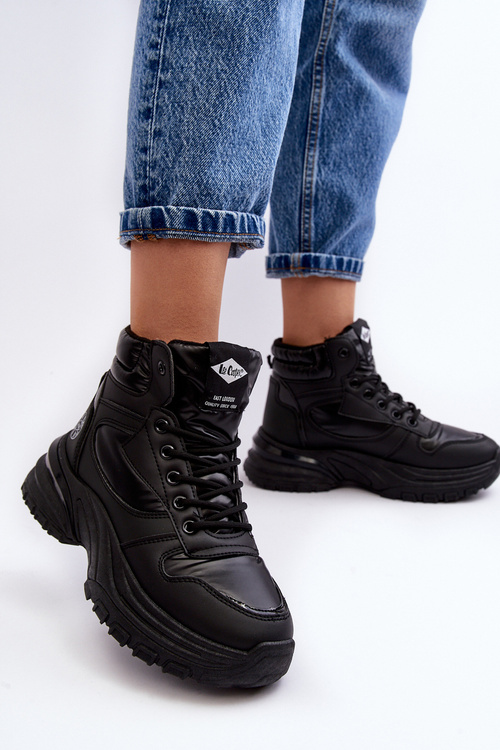 Жіночі черевики Trapper на товстій підошві Lee Cooper LCJ-23-44-1973L Чорні