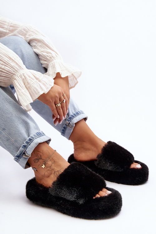 Жіночі пухнасті тапочки Black Biella