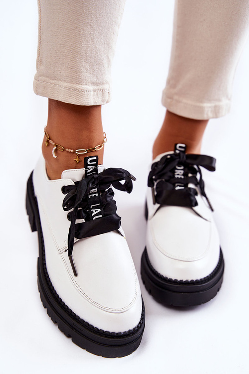 Жіночі шкіряні туфлі La.Fi 210004W-PU Білі