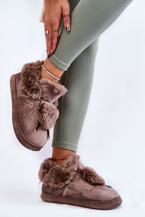 Жіночі хутряні сліпони з помпоном коричневого кольору Noemi