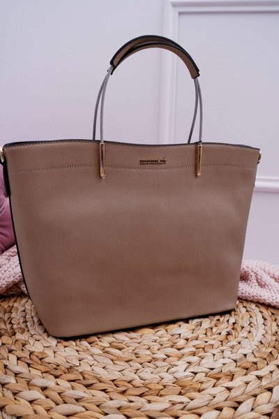 Жіноча сумочка Classic Monnari Beige BAGA730-015