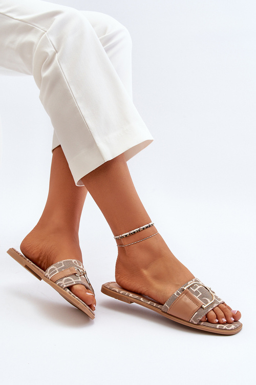 Блискучі жіночі тапочки з орнаментом коричневого кольору Taleci