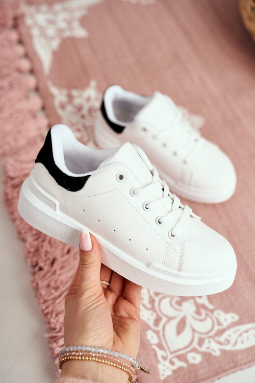 Дитяче спортивне взуття Кросівки біло-чорні Bilbo