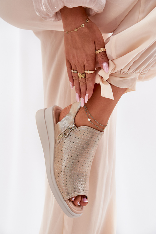 Жіночі Сандалі На Танкетці Золоті Mevinette