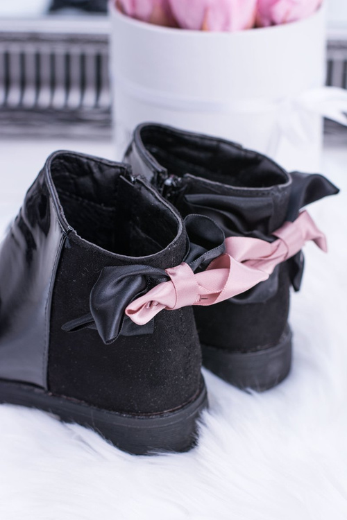 Чорні дитячі утеплені чоботи на блискавці лаковані маленькі Діана