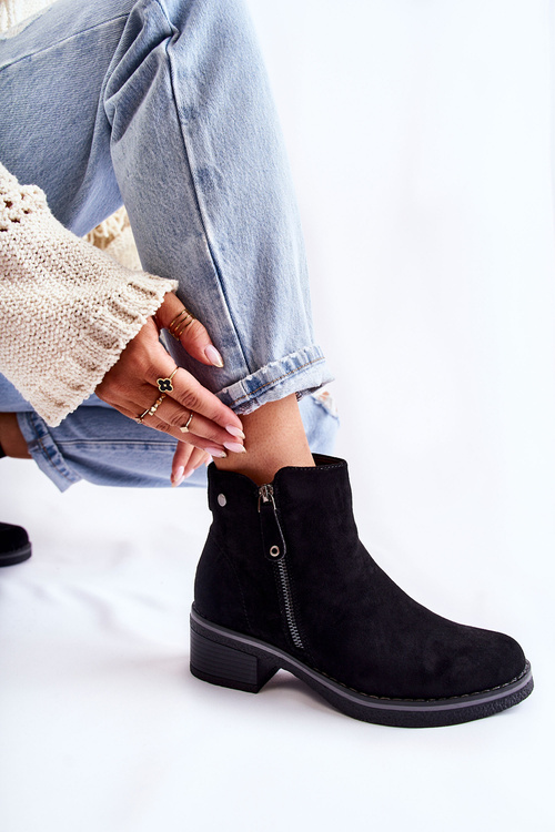 Замшеві чоботи на низькій шпильці Black Laurisa