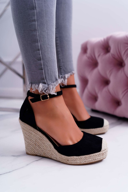 Жіночі босоніжки на платформі льон чорні Tammaris