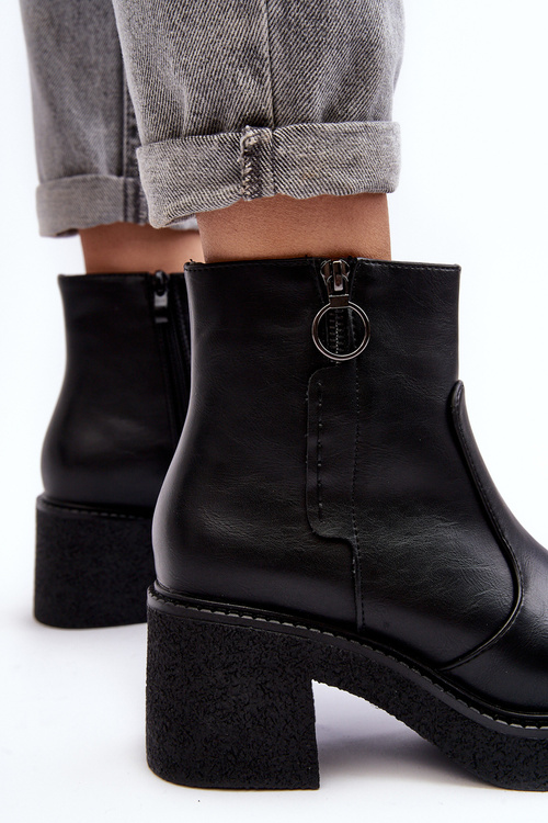 Чоботи жіночі на блискавці чорні Romella