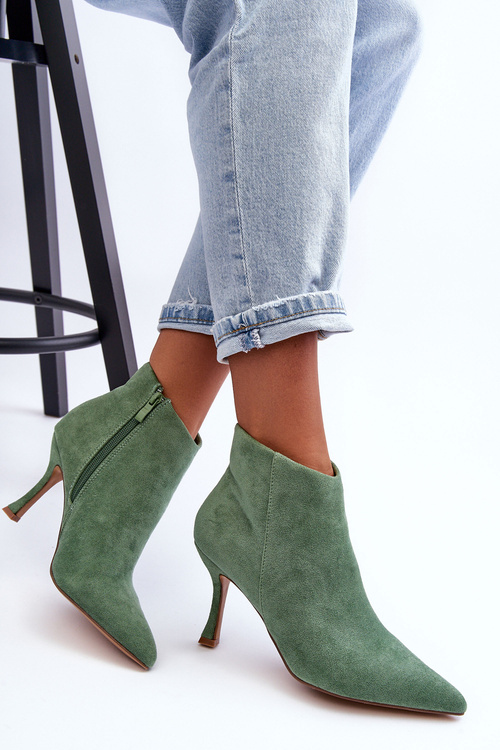 Жіночі замшеві чоботи на підборах Зелені Merisa