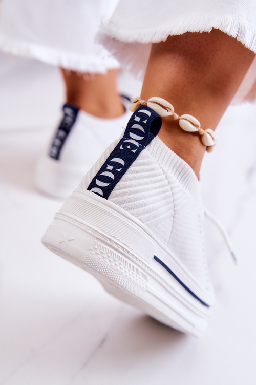 Жіночі кросівки GOE JJ2N4164 Білі