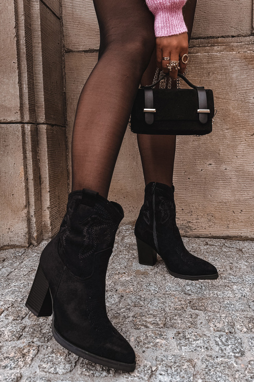 Жіночі ковбойські чоботи на підборах Еко замша чорні Carissa