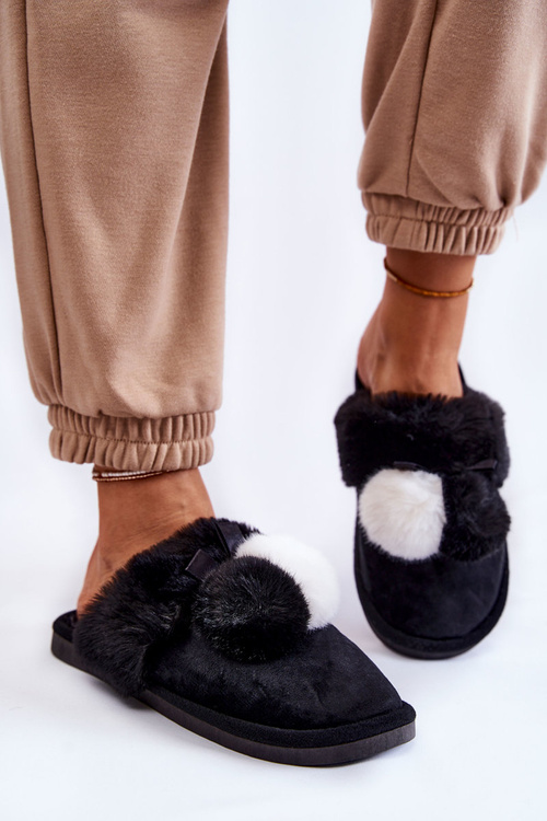 Жіночі тапочки з помпонами і хутром Black Sahira