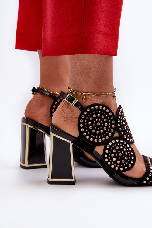 Прикрашені босоніжки на шпильці D&A CR026 Чорні