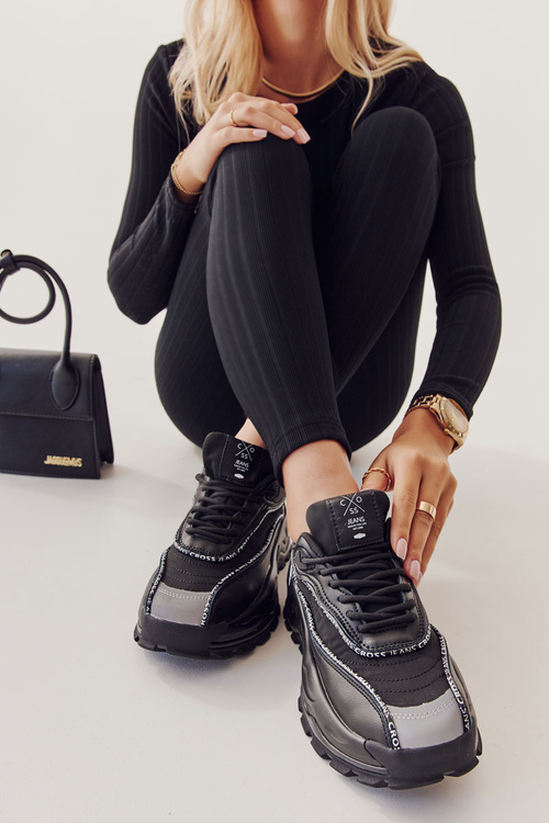 Жіночі кросівки Cross Jeans II2R4018C Чорні