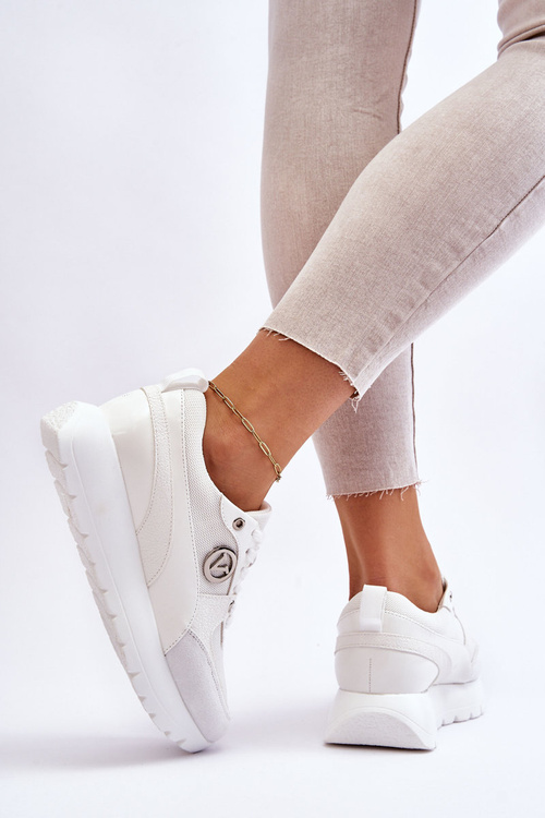 Жіночі білі кросівки на платформі Chana