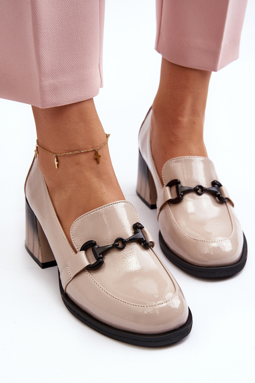 Бежеві лаковані туфлі на високих підборах Nireva